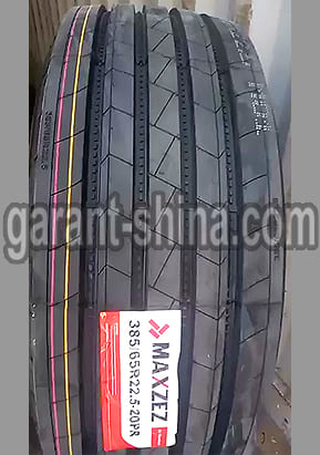 Maxzez MF156 (рулевая) 385/65 R22.5 160K 20PR - Фото протектора с этикеткой вблизи